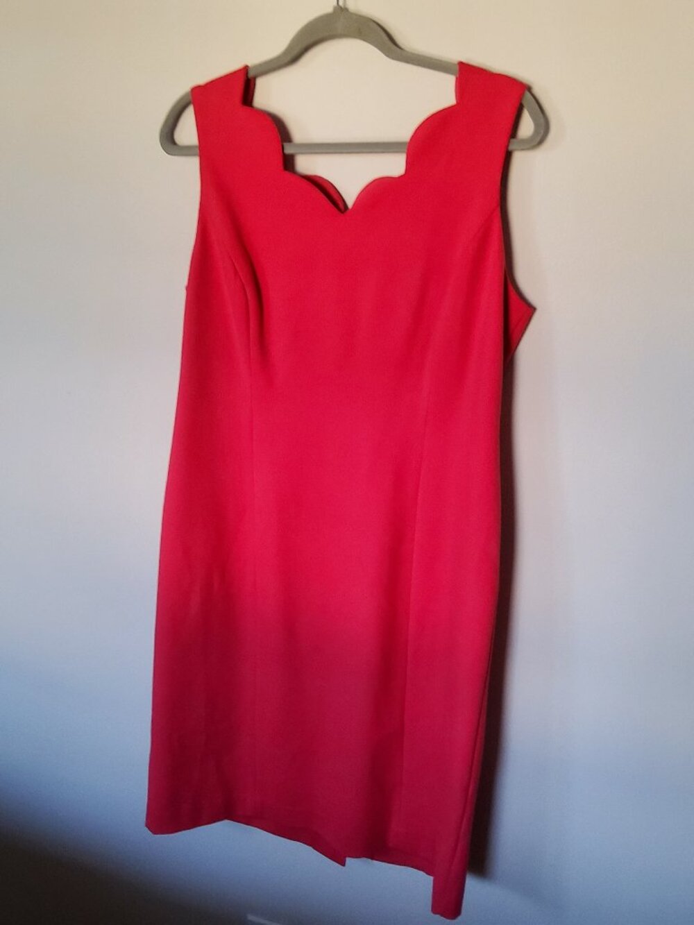 Talbots Pink Coral Scalloped V Neck Dress size 14